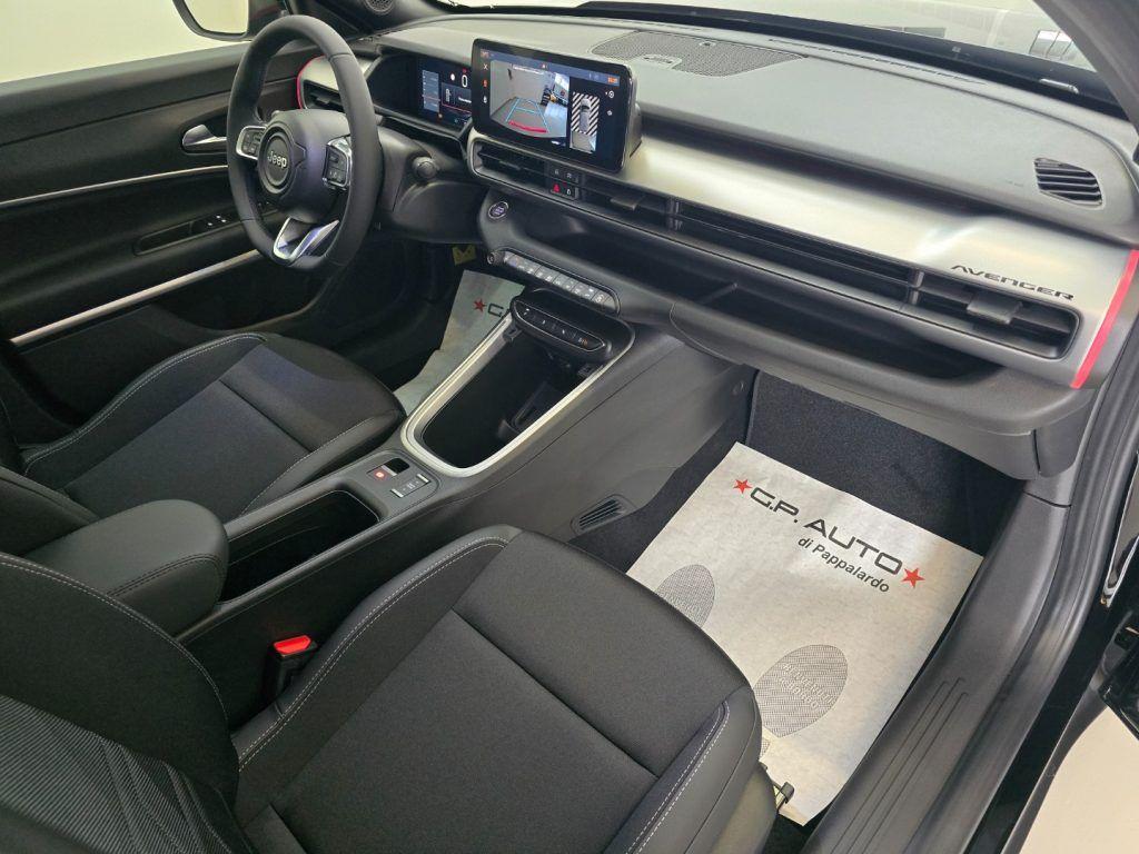 Jeep Avenger 1.2 Turbo 100 CV e-Hybrid Summit
