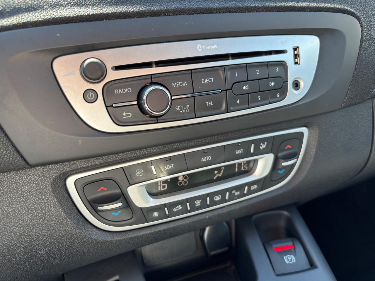 Renault Scenic XMod 1.5dCi Limited-2015"UNIPRO"