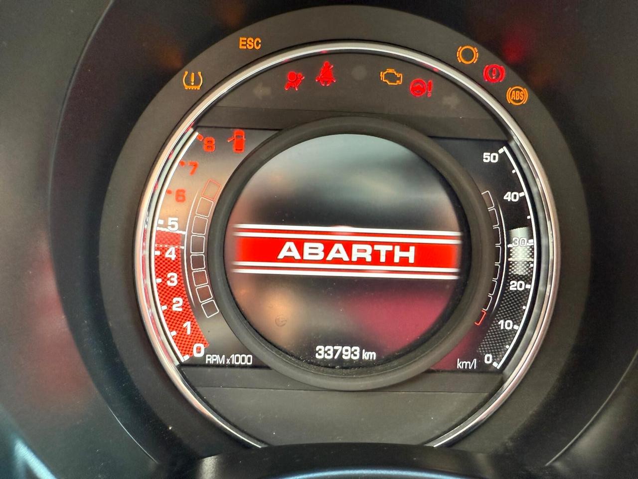 Abarth 695 1.4 Turbo T-Jet 180 CV