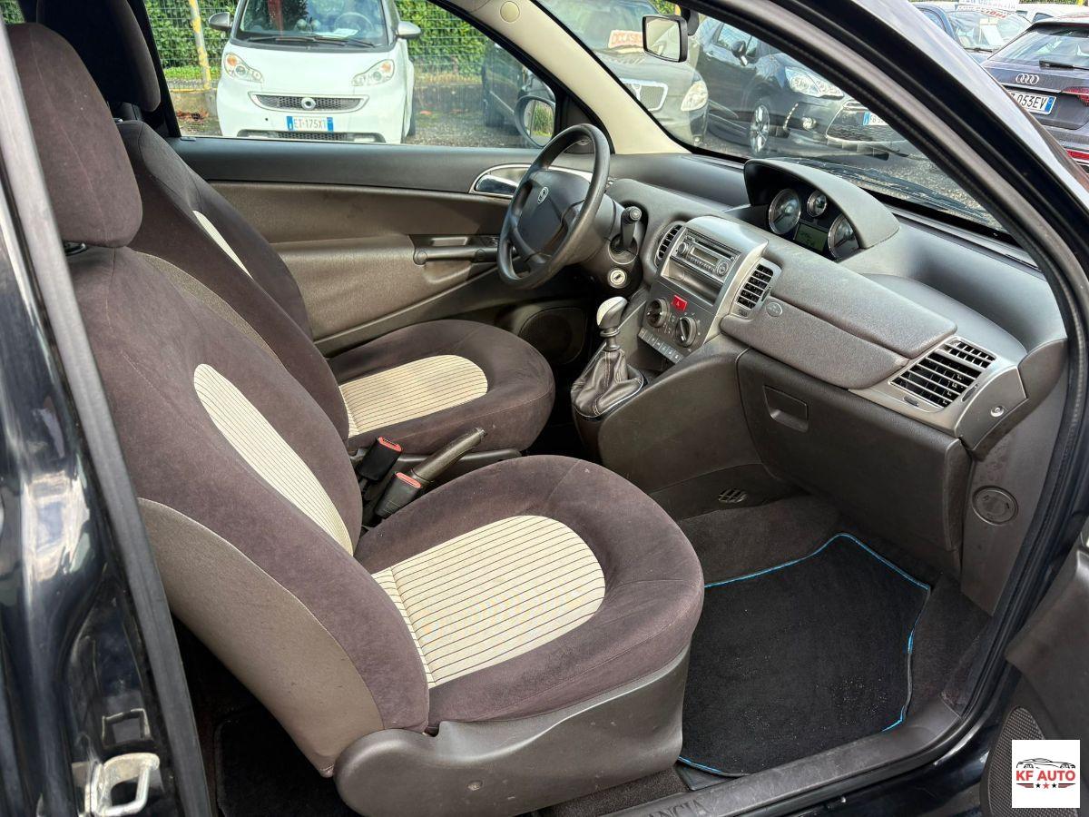 LANCIA - Ypsilon 1.2 8v Argento