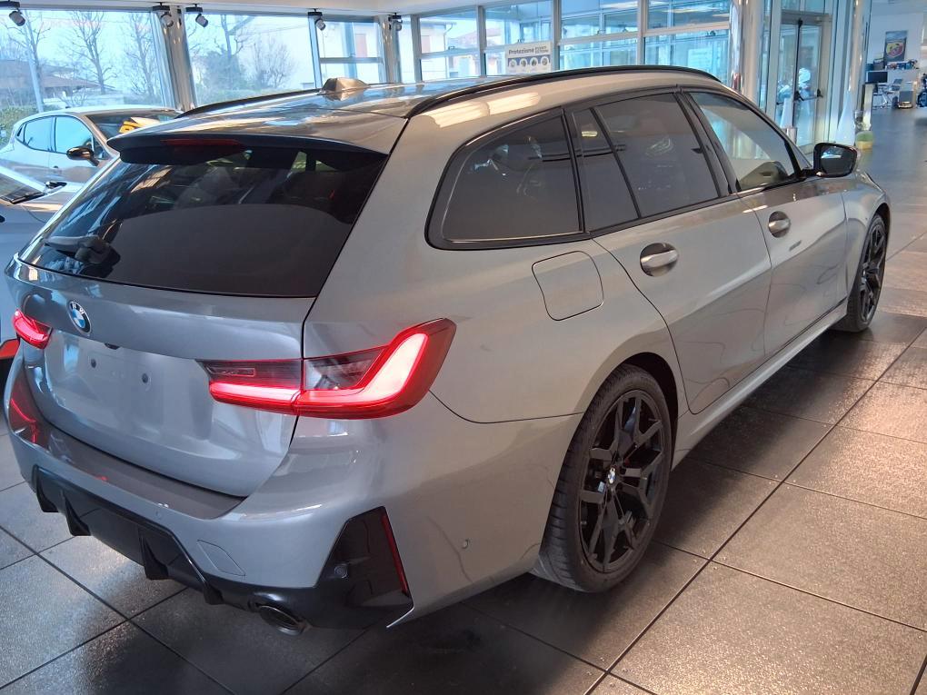 BMW 320D TOURING xdrive MSPORT tetto apr./imp.fren.maggiorato/pinze rosse/harman kardon