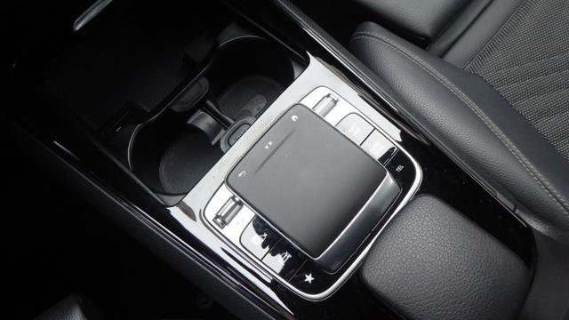 MERCEDES-BENZ B 180 d Automatic Sport