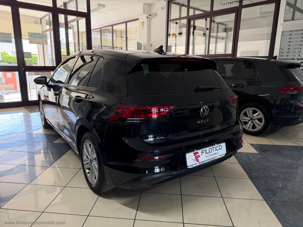 VOLKSWAGEN Golf 2.0 TDI 150CV DSG SCR Life FULL | USATO GARANTITO