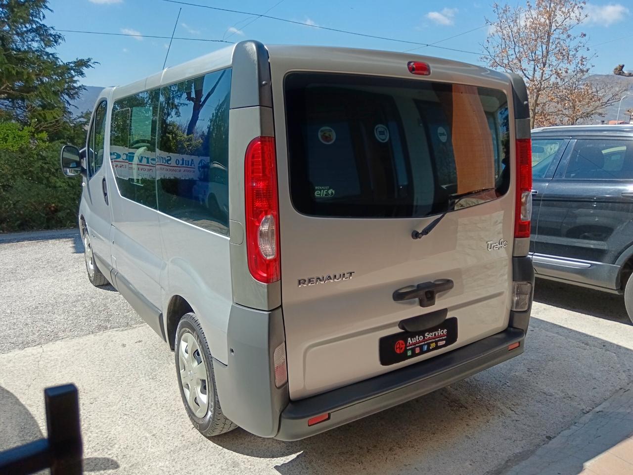 Renault Trafic 2.0 DCI 115CV AUTOCARRO 6 POSTI