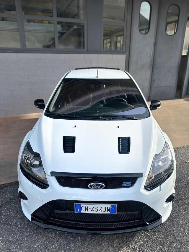 FORD Focus 2.5T (305CV) 3p. RS N. 5049 - 11.500