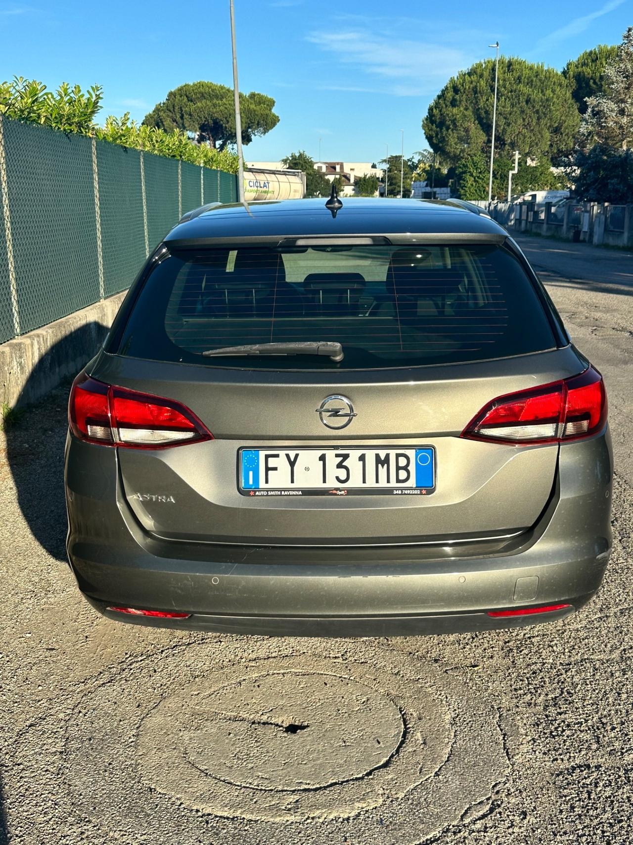 Opel Astra 1.6 CDTi 110CV Start&Stop Sports Tourer Business