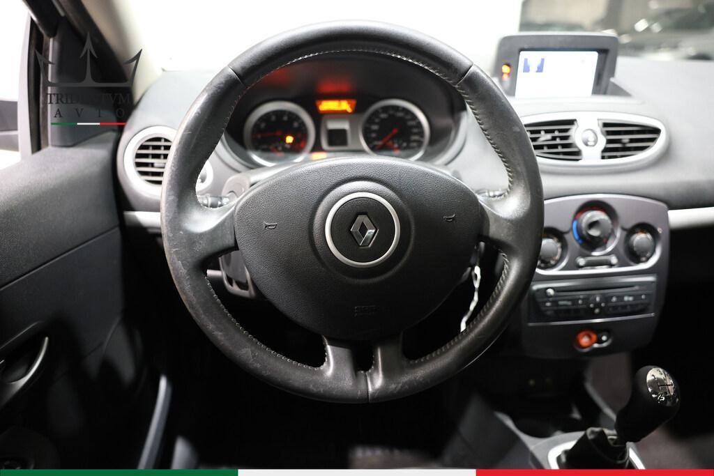 Renault Clio 1.2 16v Dynamique 5p