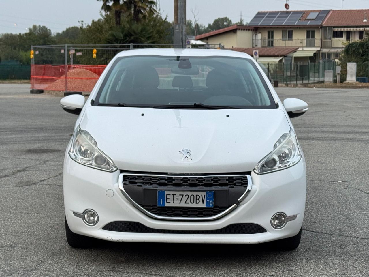 Peugeot 208 1.2 VTi 82 CV 5 porte Allure