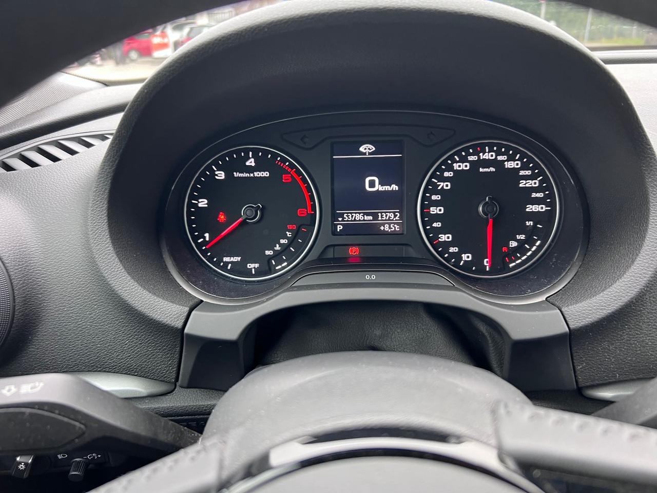 Audi A3 Business Line 1.6 30 TDI #4241