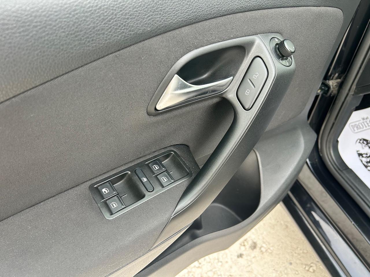 Volkswagen Polo 1.4 86CV HIGHLINE OK NEOPATENTATI