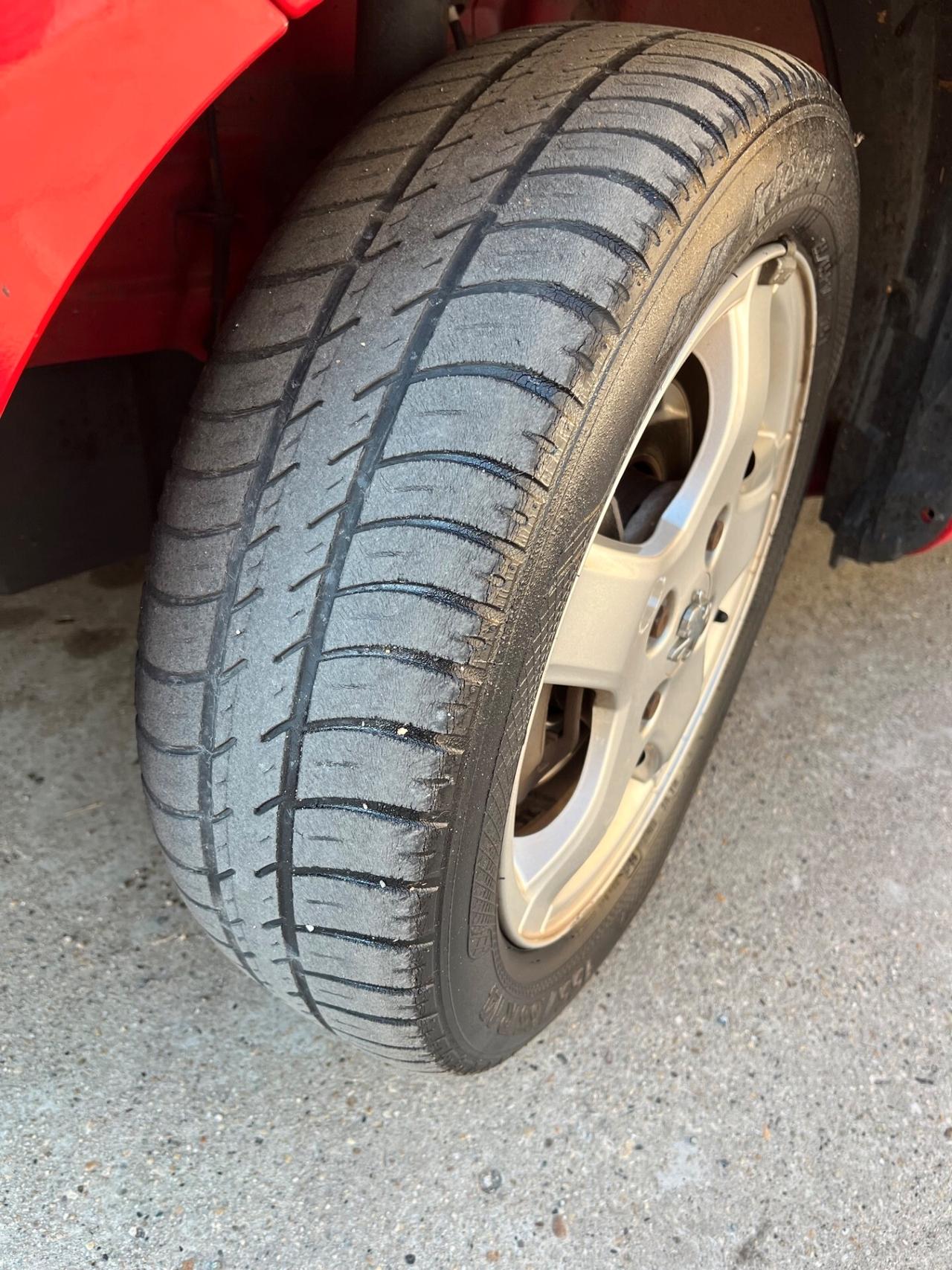 Peugeot 107 1.0 68CV 5p. Allure