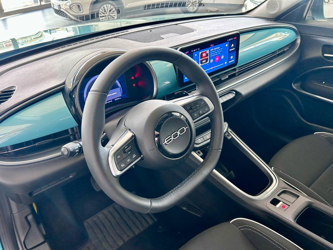 Fiat 600 1.2 hybrid La Prima 145cv auto