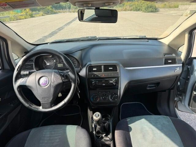 Fiat Grande Punto 1.3 MJT 75 CV 5 porte Dynamic