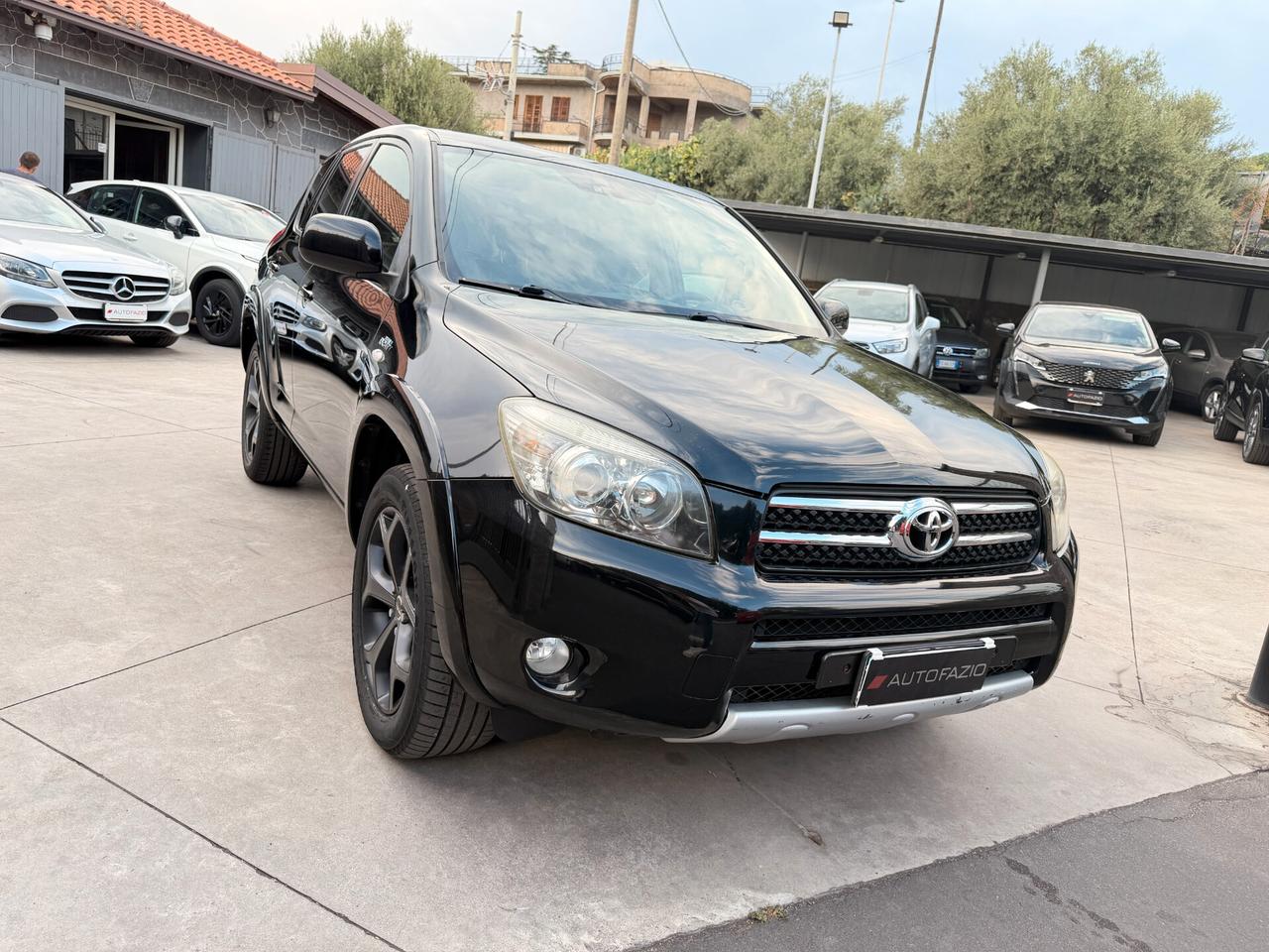 Toyota RAV 4 RAV4 Crossover 2.2 D-Cat 177 CV Luxury