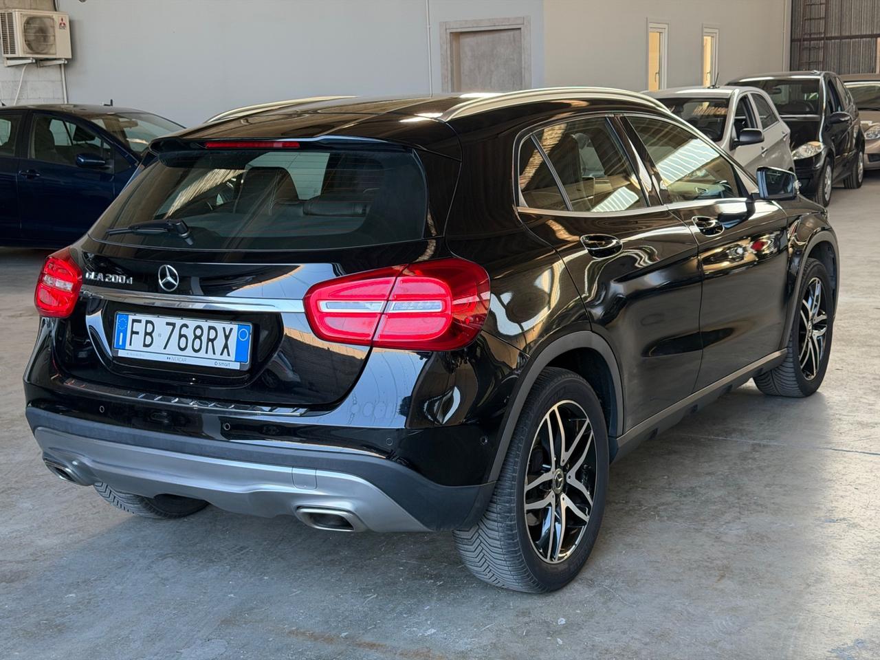 Mercedes-benz GLA 200 d Automatic Premium EURO 6 Tagliandi certificati