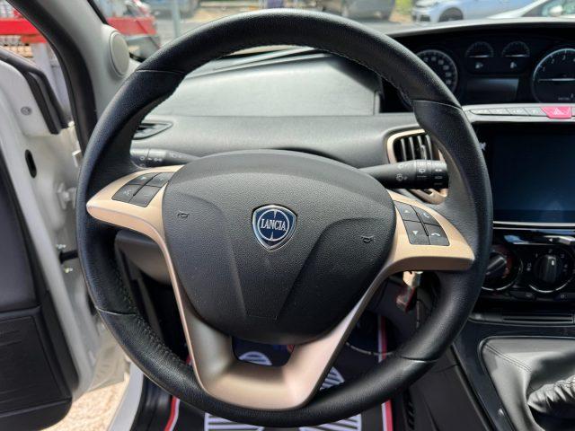 LANCIA Ypsilon 1.0 5 p S&S Alberta Ferretti Hybrid