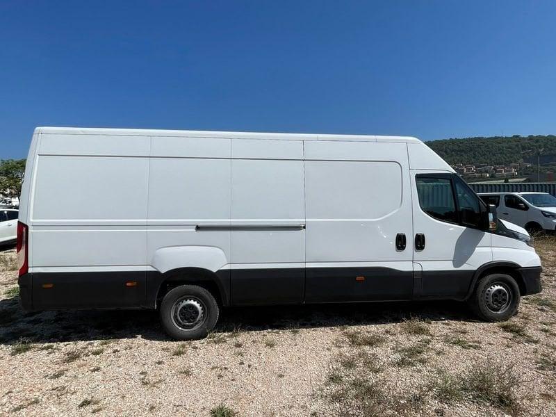 Iveco Nuovo DAILY 22 35s 16v 2.3 htp plm-tm FURGONE ** PREZZO + IVA **