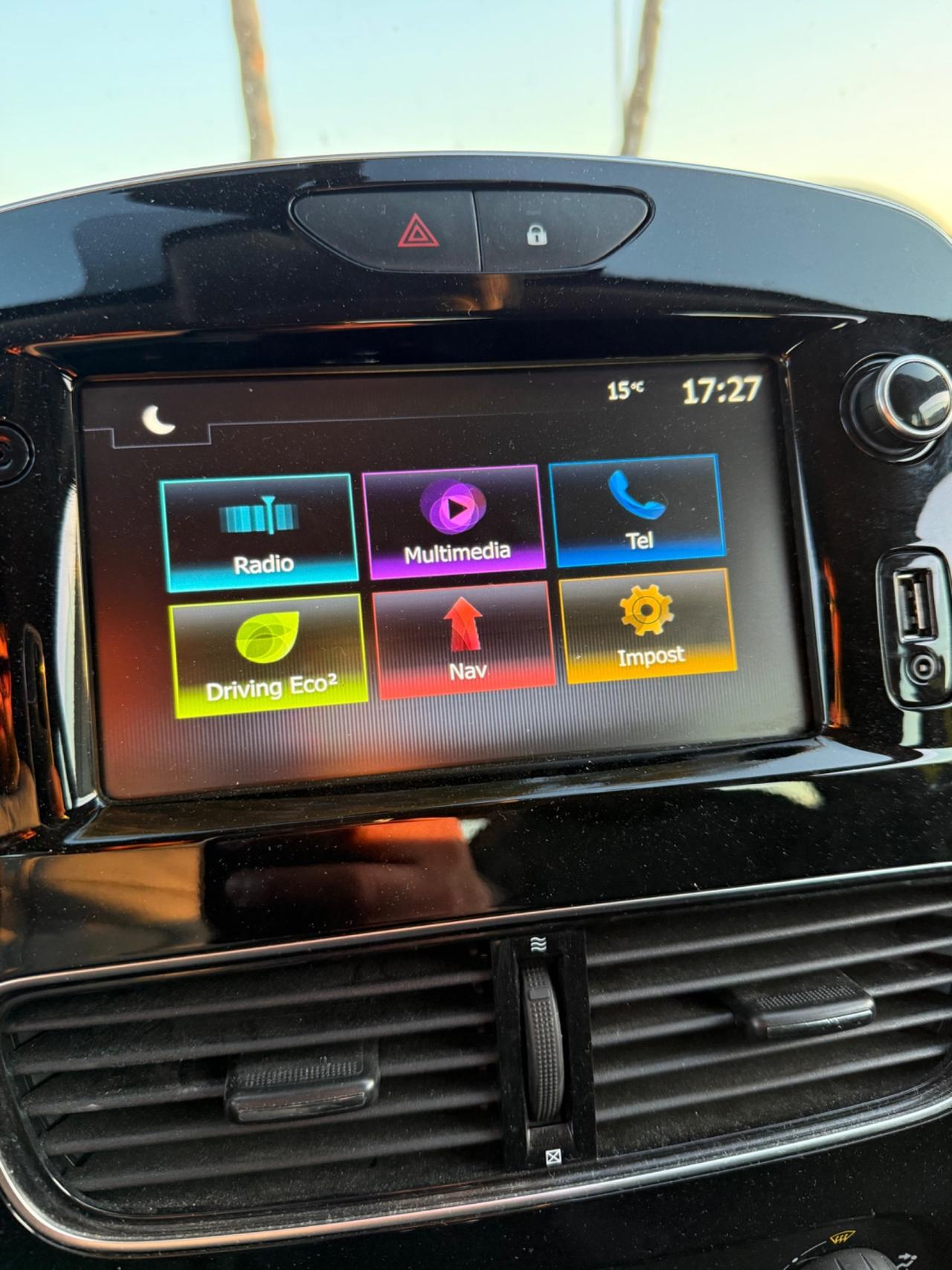 Renault Clio dCi 8V 75 CV 5 porte Moschino Intens