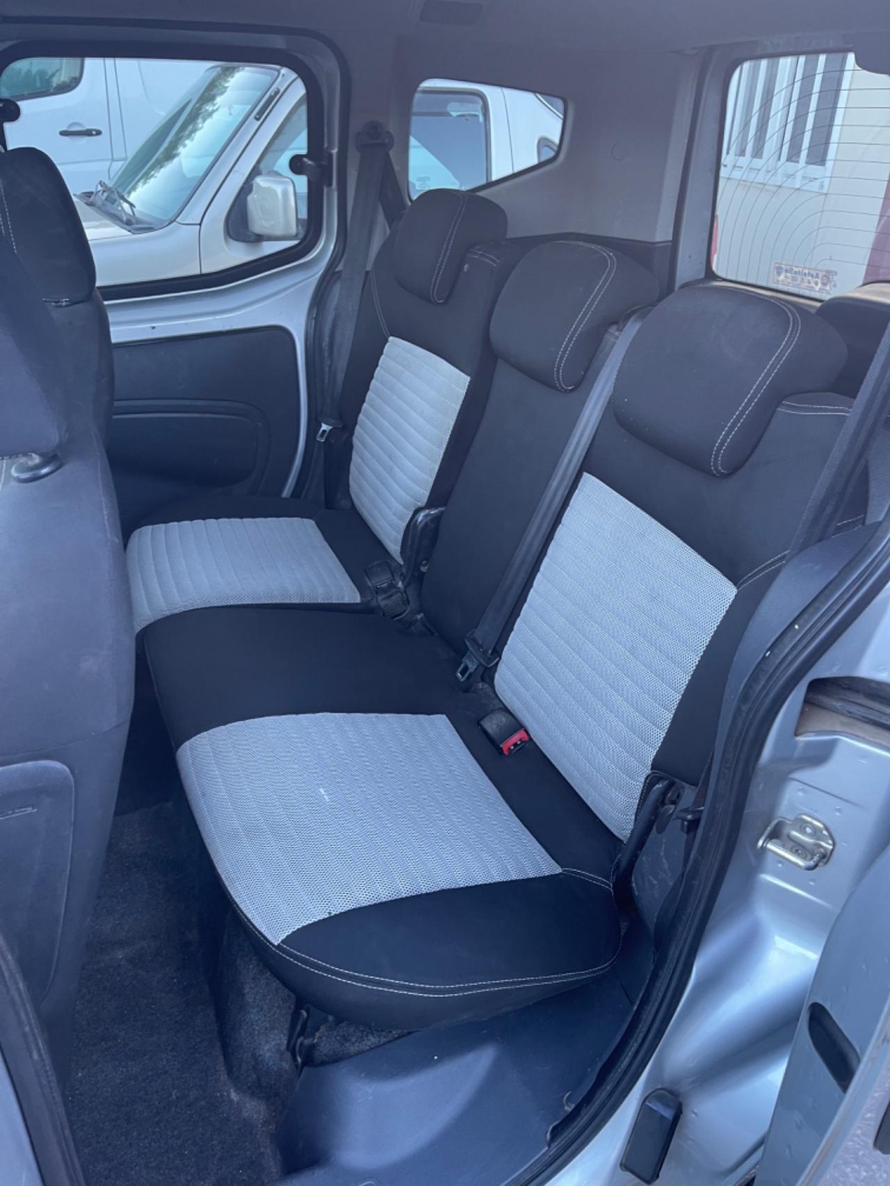 Fiat Qubo 1.3 MJT 75 CV Trekking