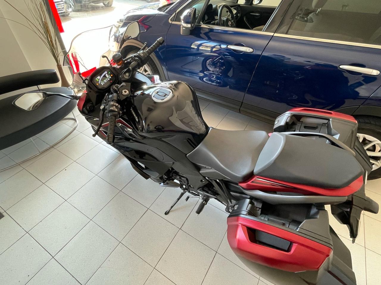 Kawasaki Ninja 1000 SX
