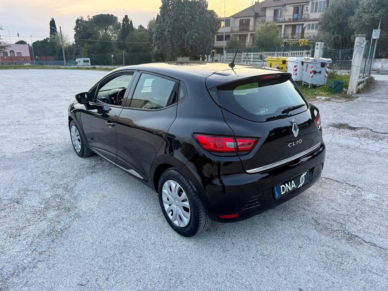 Renault Clio 1.2 Benzina GPL Neopatentati UNIPRO