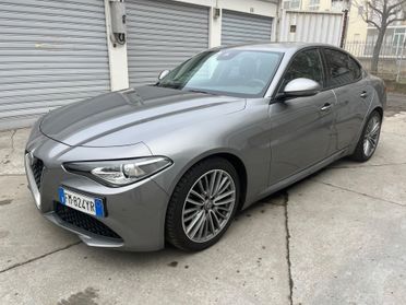 Alfa Romeo Giulia 2.2 Turbodiesel 180 CV AT8 Business Sport Launch Ed.