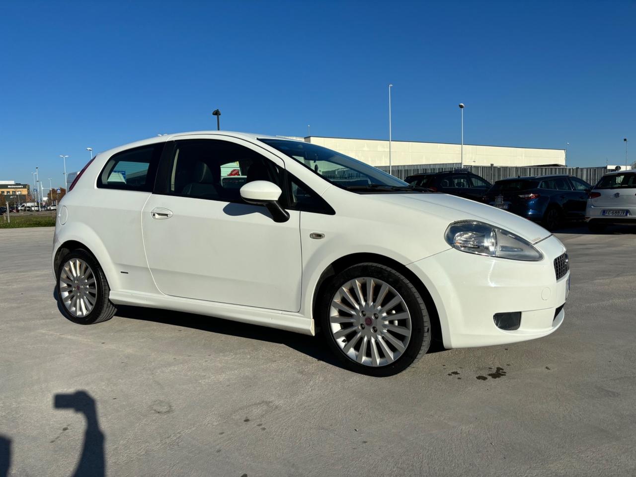 Fiat Grande Punto Grande Punto 1.4 Starjet 16V 3 porte Sport