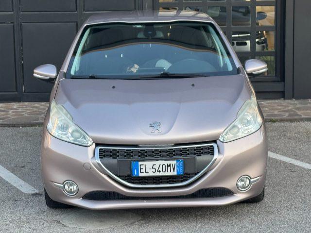 PEUGEOT 208 1.6 8V e-HDi 92CV Stop&Start 5p. Allure