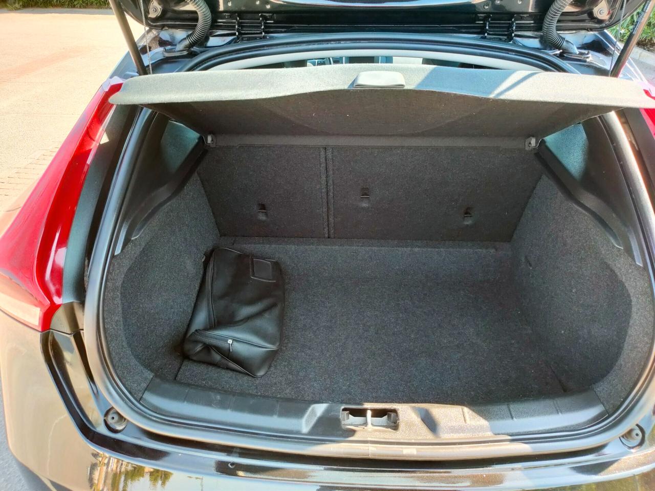 Volvo V40 D2 Momentum PERFETTA