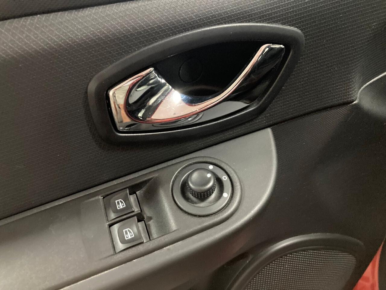 Renault Clio 1.5 dCi - X NEOPATENTATI - 2014