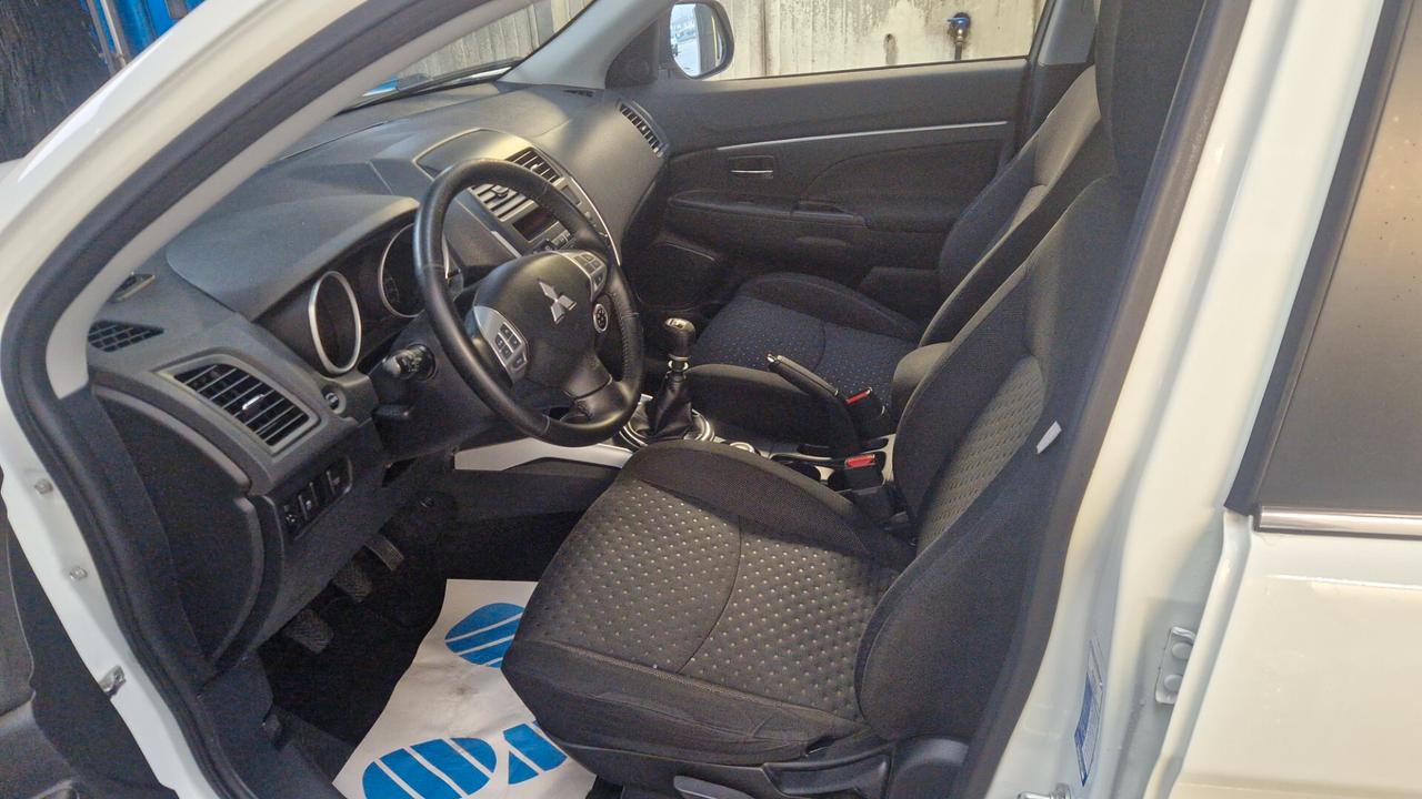 Mitsubishi ASX 1.8 DI-D 150CV 4WD perfetta e garantita