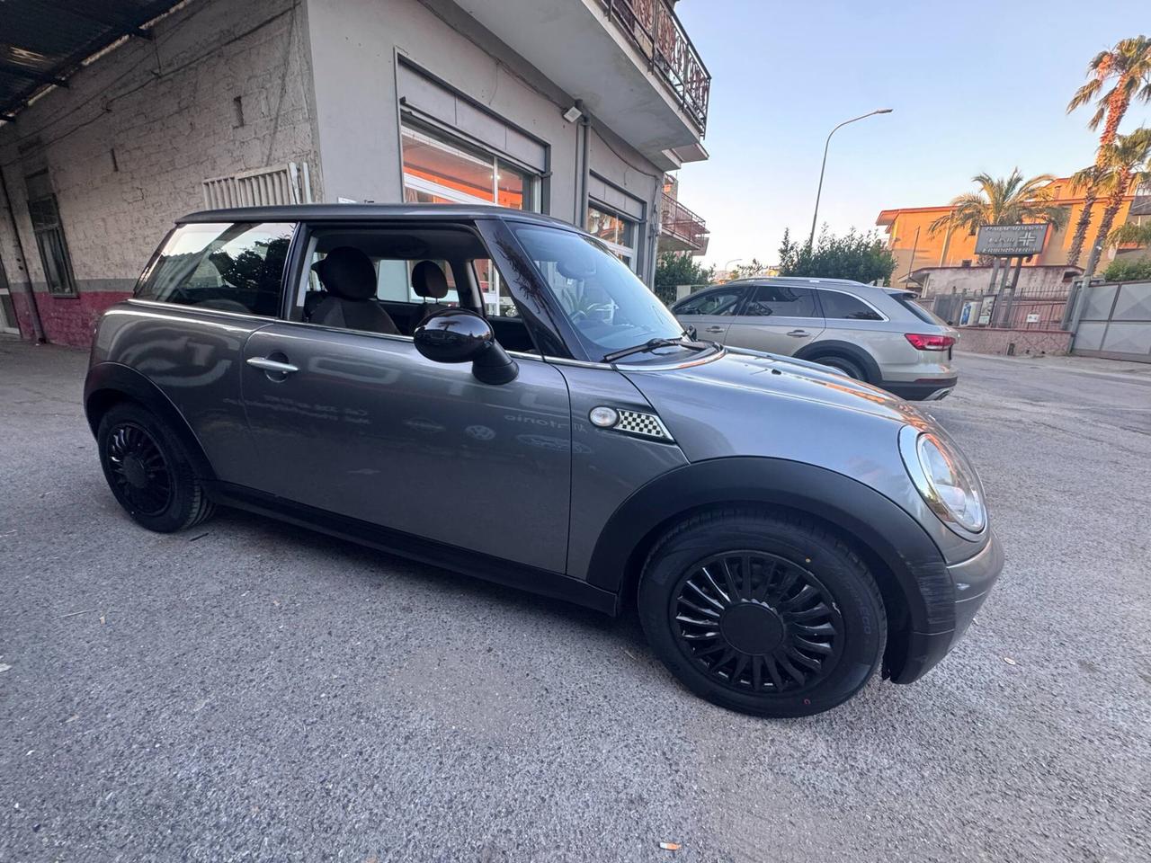 Mini One 1.4 BENZINA (55kW) POCHI KM OK100%