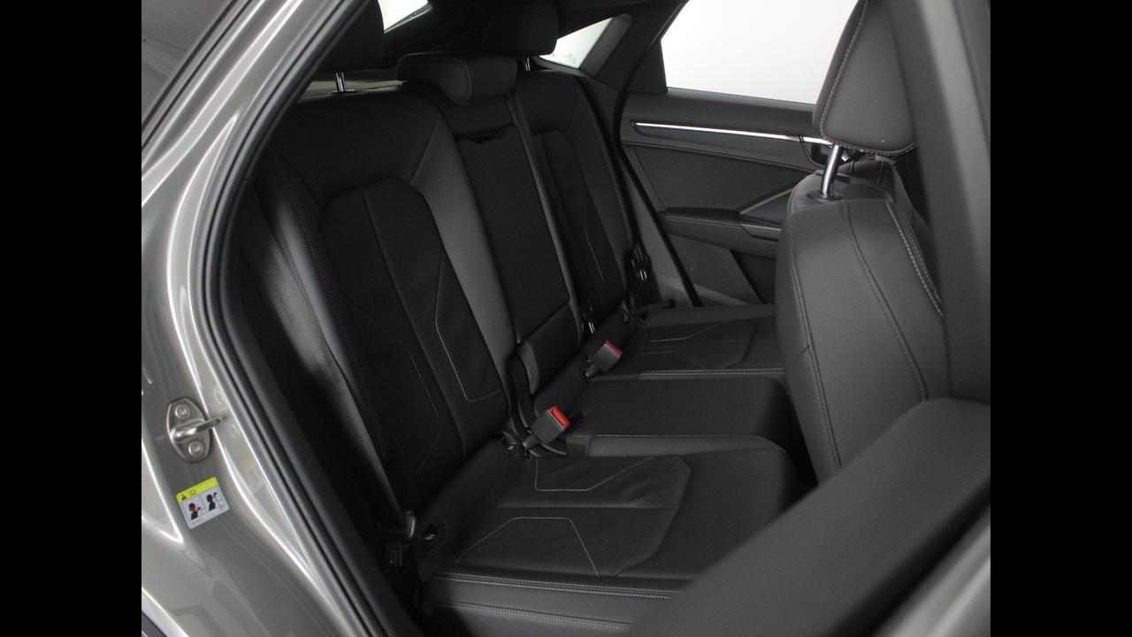 AUDI Q3 I 2019 Sportback - Q3 Sportback 35 2.0 tdi S line edition quattro s-tronic