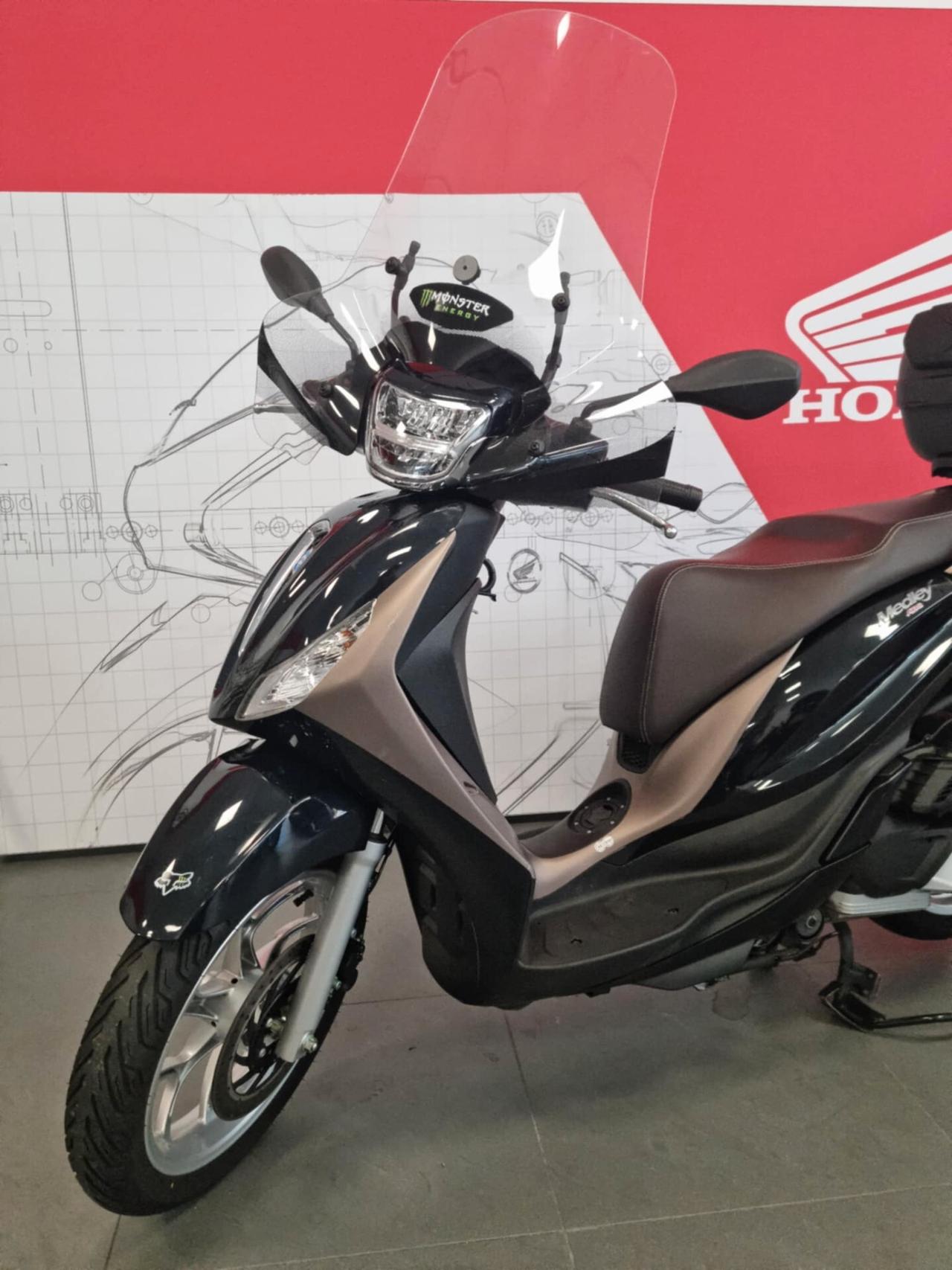 Piaggio Medley 150 - 2023 - 12.870 KM