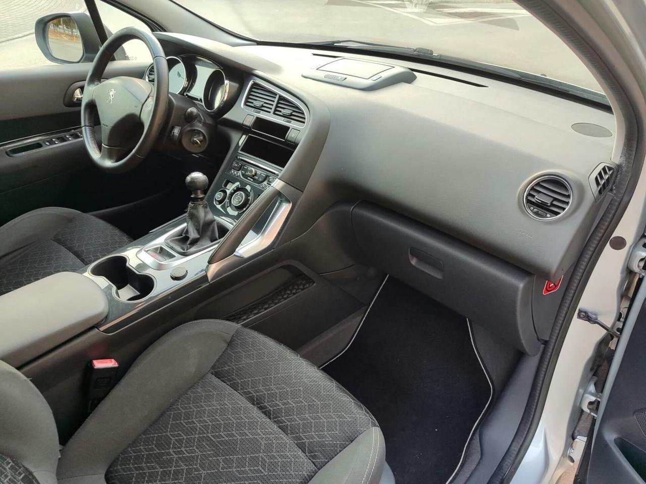 Peugeot 3008 1.6 HDi 115CV PRONTA CONSEGNA