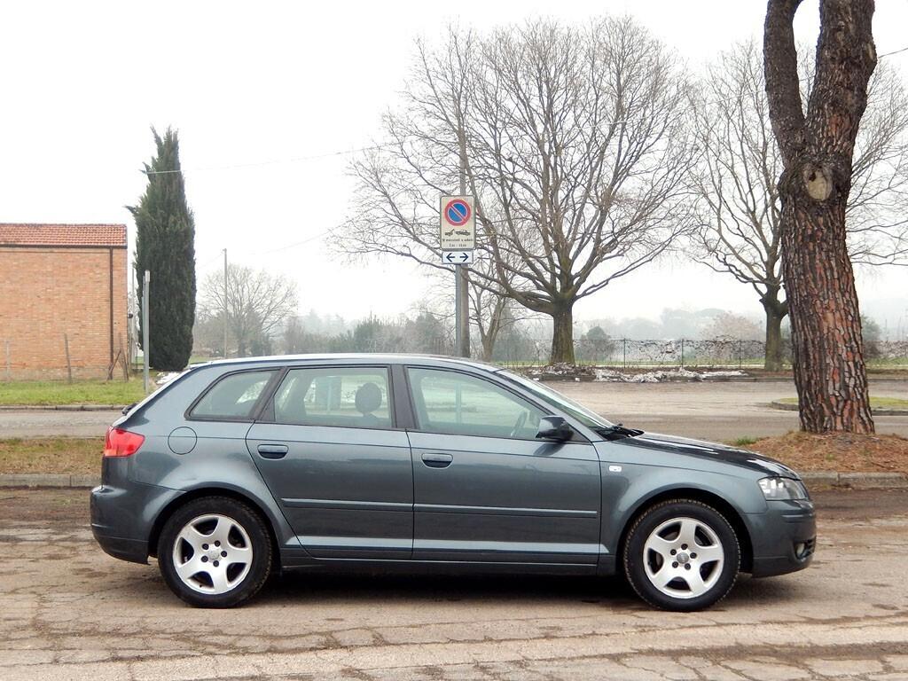 AUDI A3 1.6 impianto GPL con BOMBOLA NUOVA!