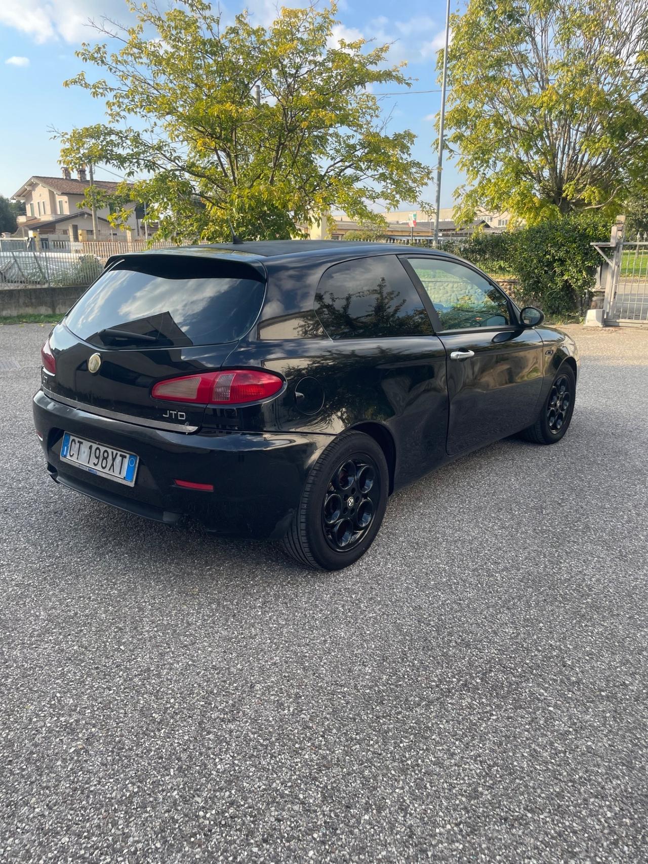 Alfa Romeo 147 1.9 JTD M-JET 16V 3 porte Prog.