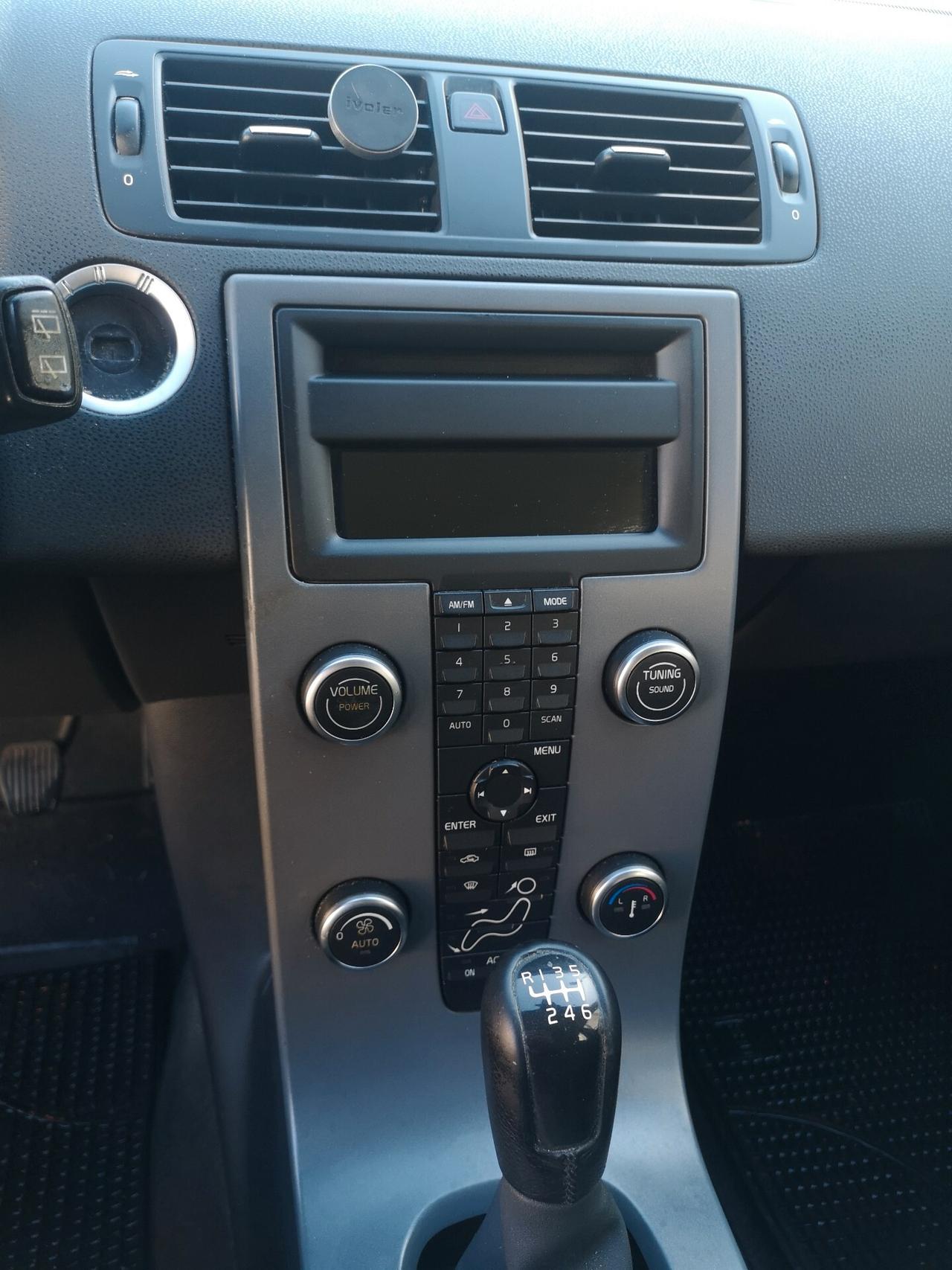 Volvo V50 D4 Kinetic 115cv - 2011