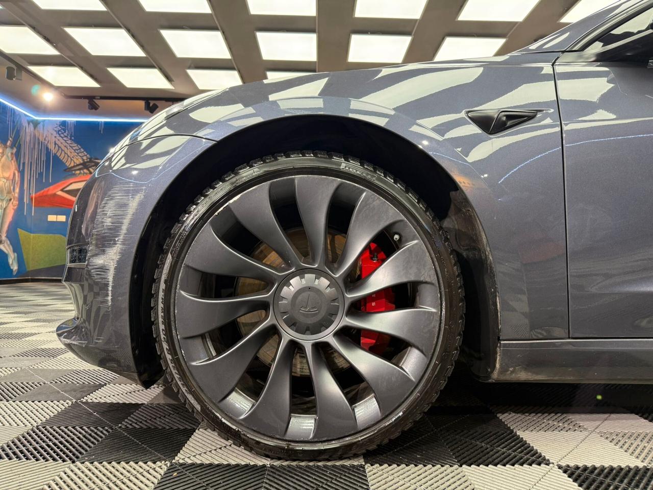 Tesla Model 3 Long Range AWD Performance (284)