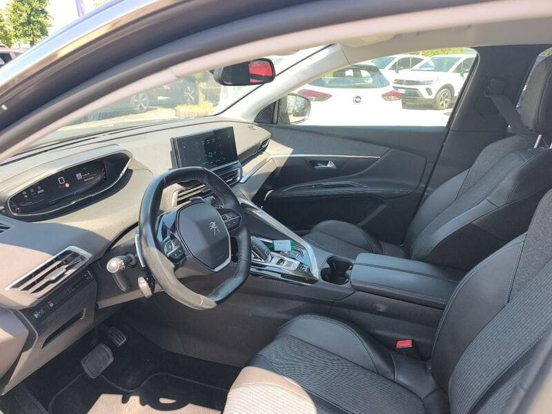 Peugeot 5008 II 2021 1.5 bluehdi Allure Pack s&s 130cv eat8