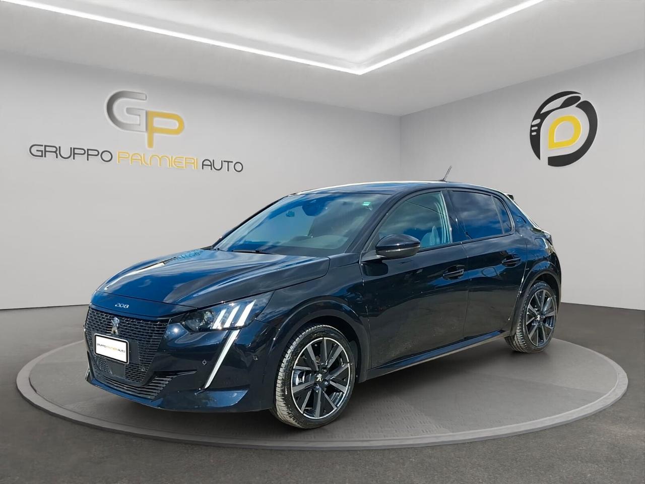 Peugeot 208 motore elettrico 136 CV 5 porte GT