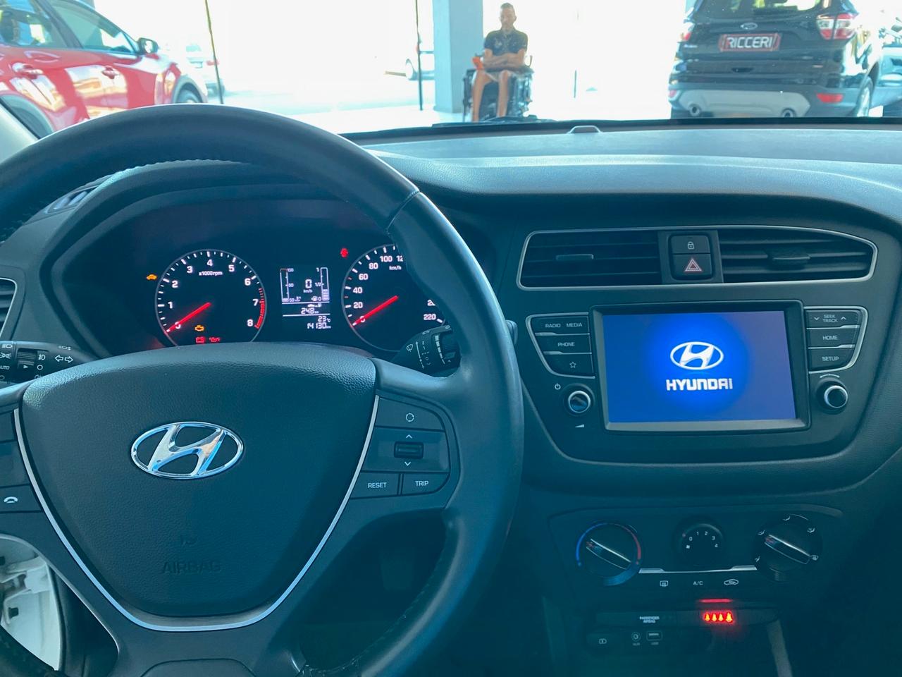 Hyundai i20 1.2 5 porte Connectline