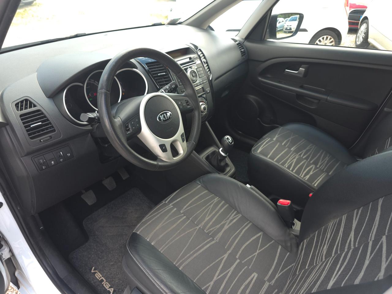 Kia Venga 1.4 CVVT Cool