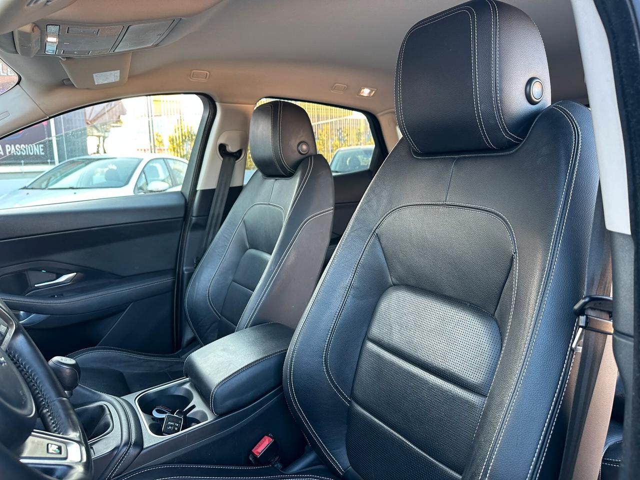 Jaguar E-Pace 2.0D 180CV AWD R-Dynamic