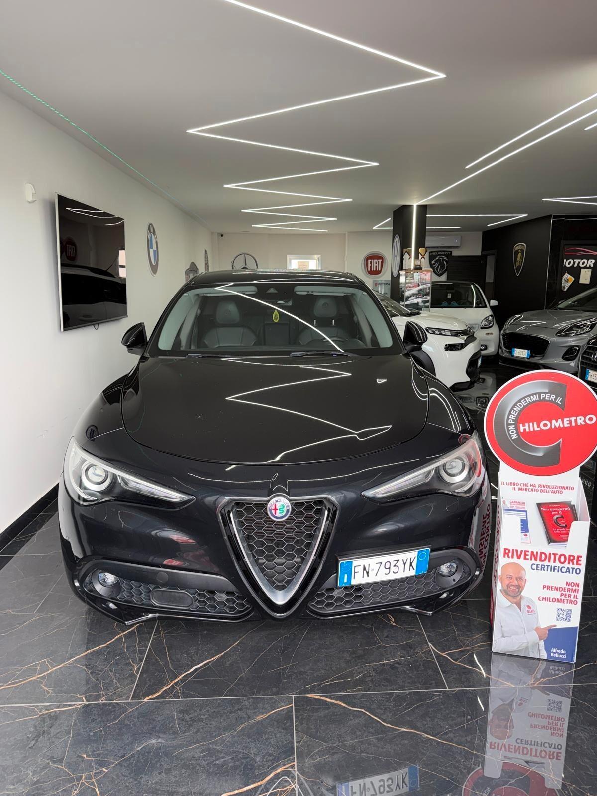 Alfa Romeo Stelvio 2.2 Turbodiesel 180 CV AT8 RWD Executive