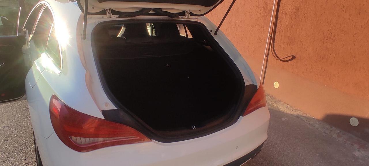 MERCEDES CLA 220 CDI SHOOTING BREAK