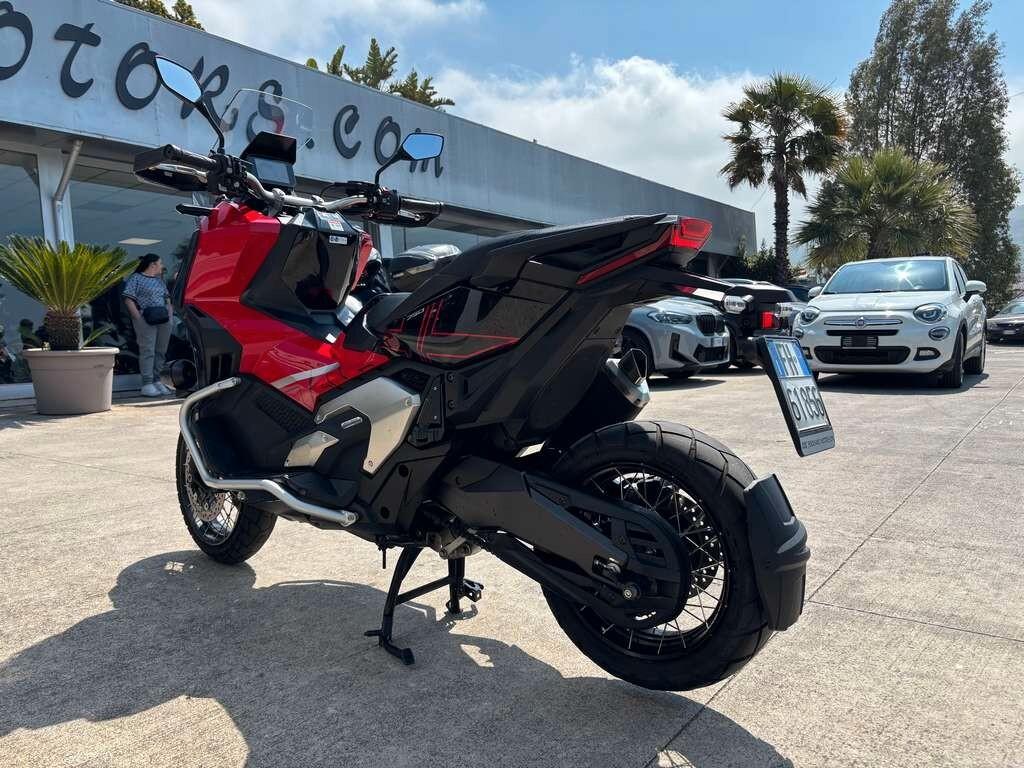 Honda X-ADV 750 2023 / KM 10.000 Tua a solo 109 Euro al mese