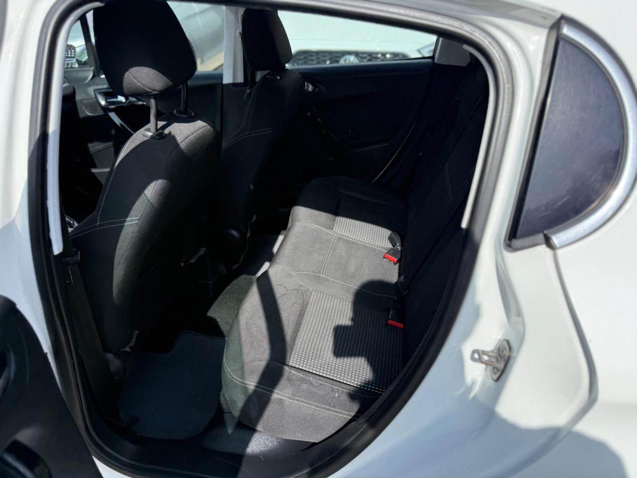 Peugeot 208 BlueHDi 100 5 porte Allure