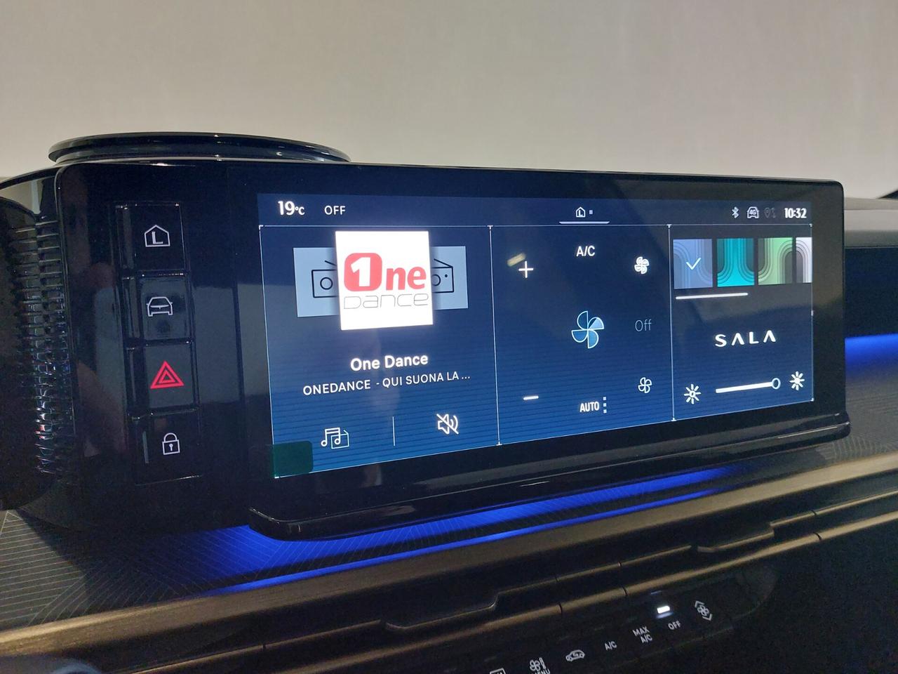 LANCIA Ypsilon 4ª serie Ypsilon Hybrid e-DCT LX