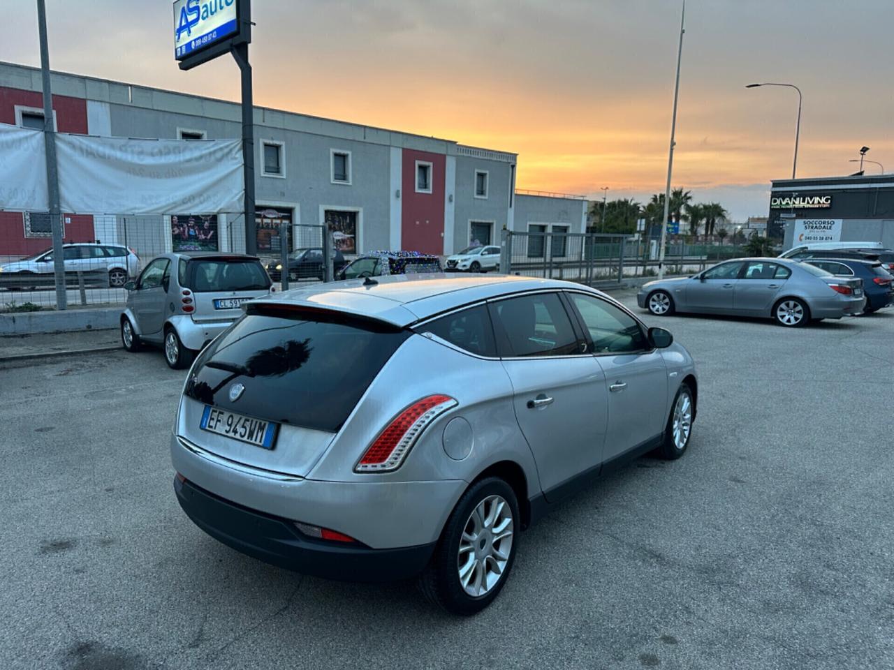 Lancia Delta 1.6 MJT DPF Selectronic Platino